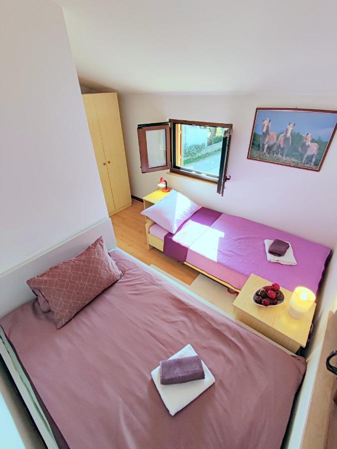 Apartment Pajtak โปเรช ภายนอก รูปภาพ